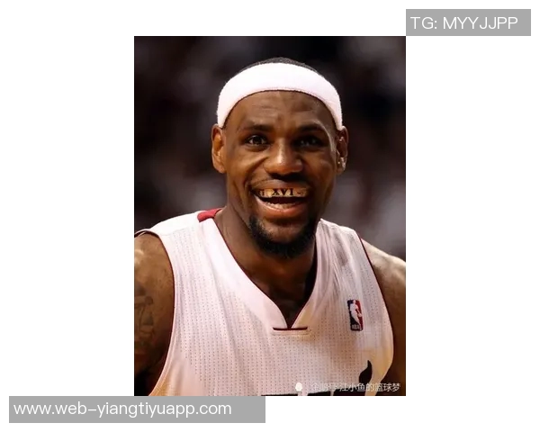 阿里纳斯谈布朗尼母亲与队友约会引发的调侃是否有更深层含义